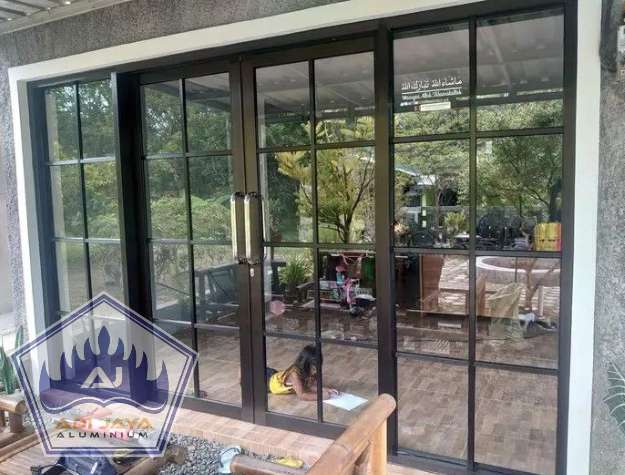 Toko Aluminium Finished Good Pintu Utama Mewah
